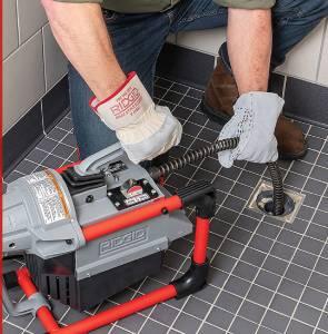 Czyszczenie kanalizacji maszyną ridgit k60